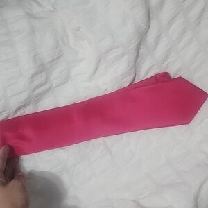 Bright Pink Tie NWOT MAKE OFFER!